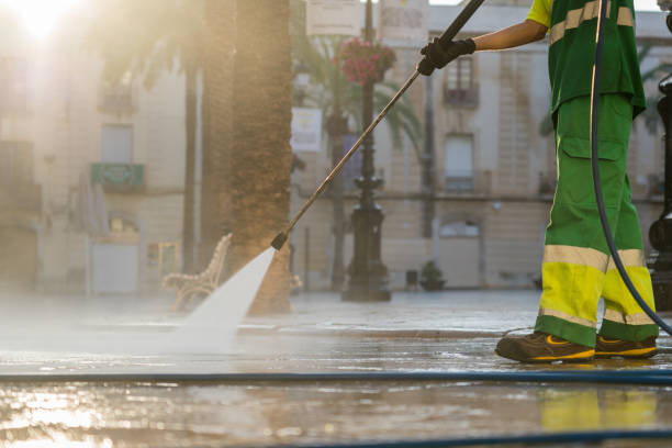Best Deck Pressure Washing  in Lebanon Junction, KY